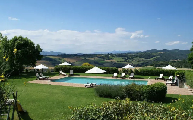 Holiday Home in Montone With Pool & Garden