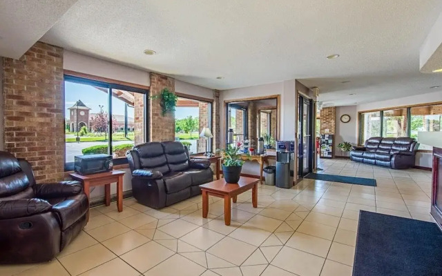 Royal Inn Suites