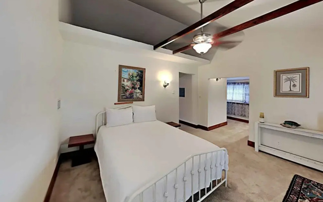 M Street Hideaway