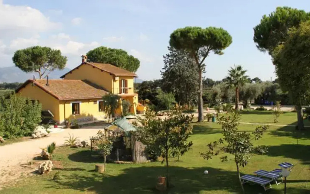 Agriturismo Ali E Radici