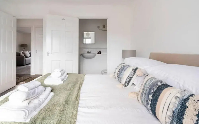 Immaculate 2-bed Apartment in Welwyn Garden City