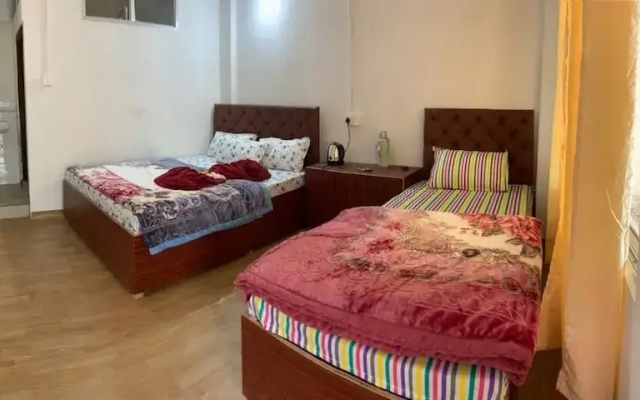 Yangzom La Homestay