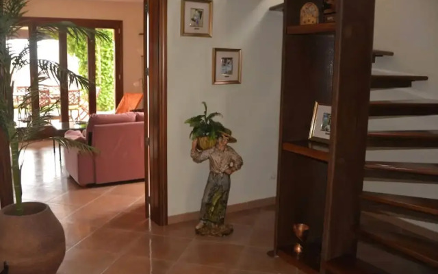 Carles House