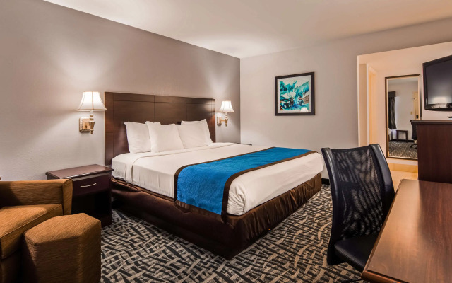 The Inn At Tree City, BW Signature Collection