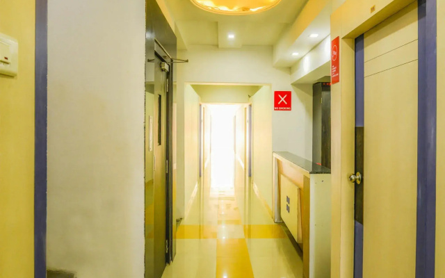 OYO Flagship 4387 Hotel Theem Plaaza