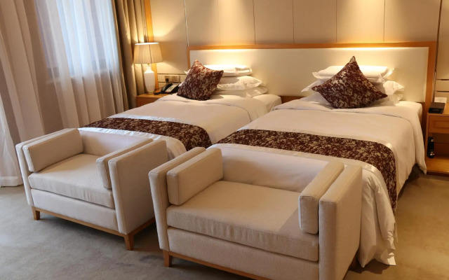 Bright Hotel Huaibei