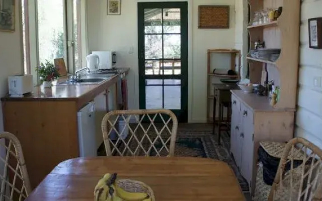 Rosnay Organic Vineyard, Olive Grove, Figs and Farmstay