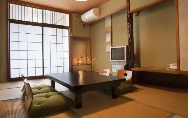 Wakasa-Takahama Shiroyamaso