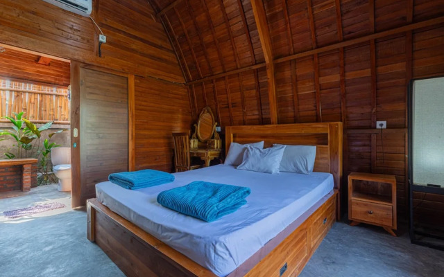 Kubu Selat Villa and Glamping