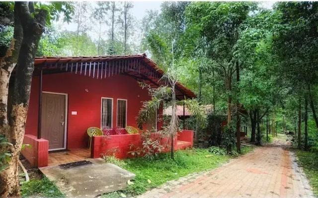 Devigiri Home Stay and Resort
