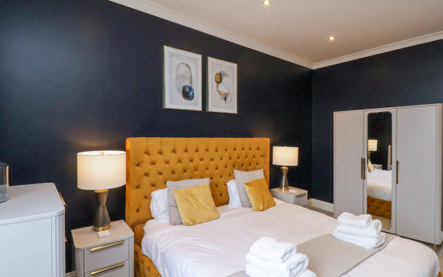 The Salisbury - 1 Bedroom Apartment