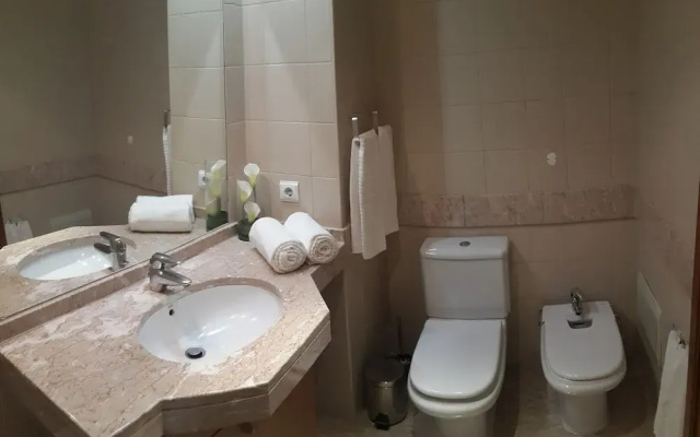 Jasmineiro Palms Palace Apartment
