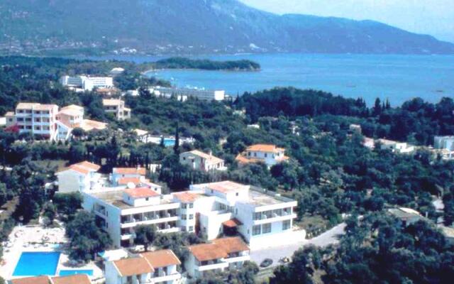 Telemachos Hotel вид на фасад