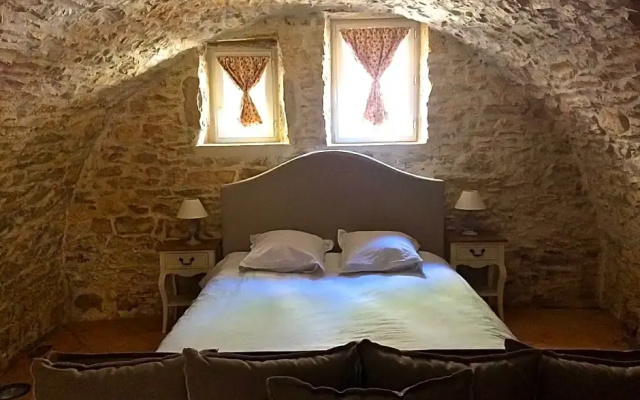 Locus Amoenus