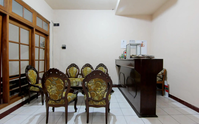 Mas Gun Guest House