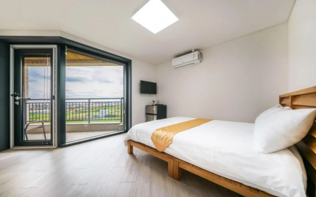 Jeju Angyum Pension