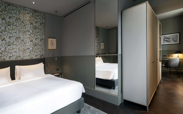 Отель Radisson Collection, Roma Antica