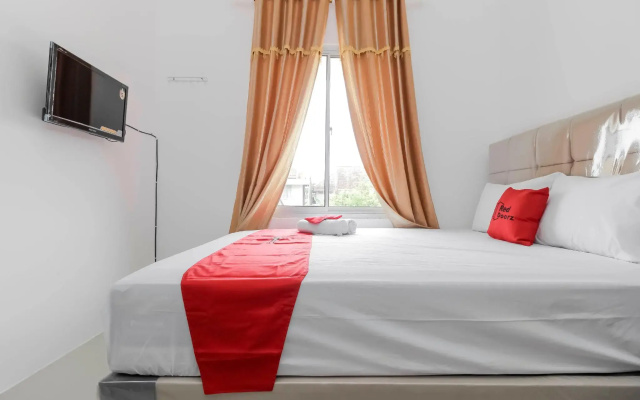 RedDoorz near Jembatan Ampera Palembang