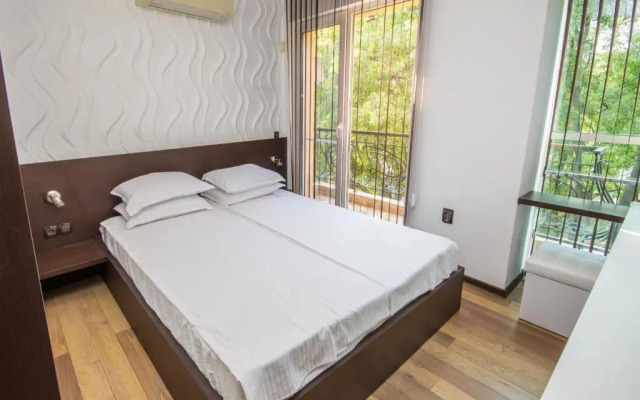 City Center Lux Apartment
