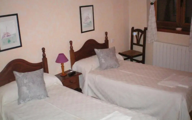Hotel Rural Los Perales