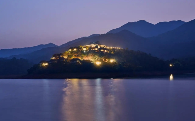 Mountain Shadows Resort Wayanad