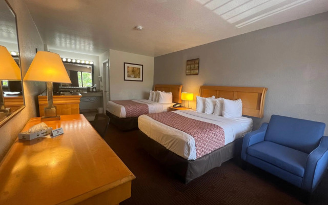 Garden Inn Homestead
