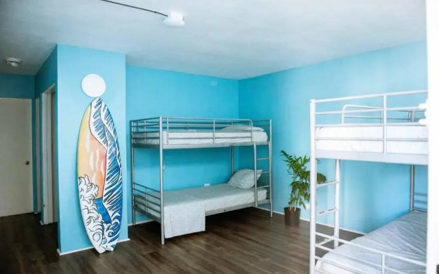 Polynesian Beach Club Hostel