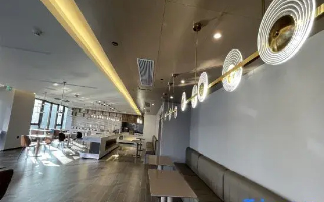 Yiwu Oriental Hotel