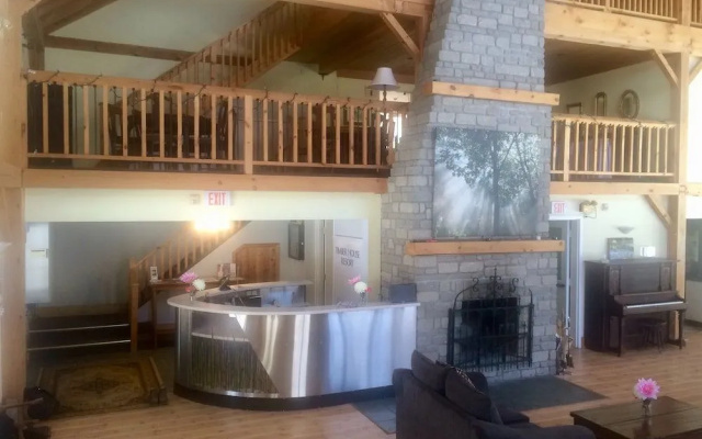 Timber House Resort