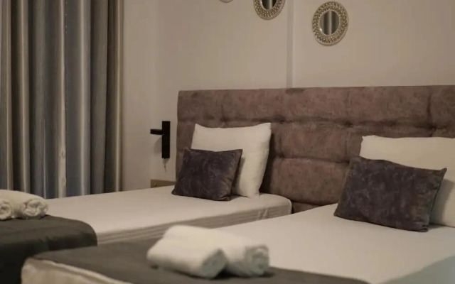 Hotel Abedini