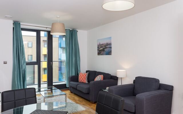 Отель 2 Bedroom Flat With Free Wifi комната для гостей