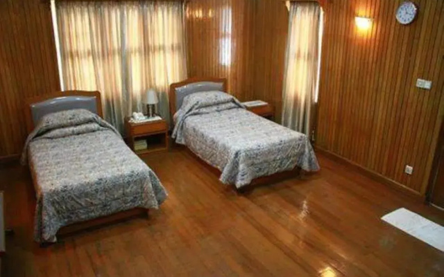 Orchid Nan Myaning Hotel