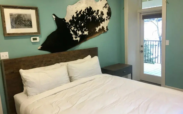 The Groveland Hotel