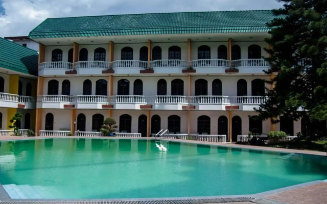 Green Garden Hotel
