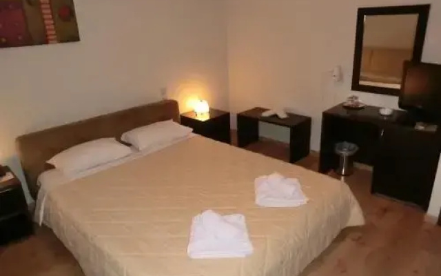 Iberis Hotel