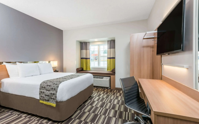 Microtel Inn & Suites By Wyndham New Martinsville