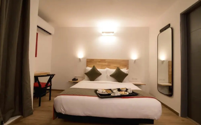 OYO Townhouse 033 Siri Fort