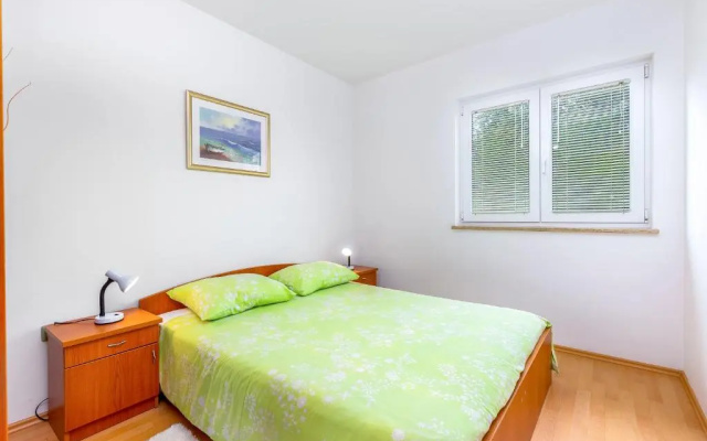 Apartment Goran