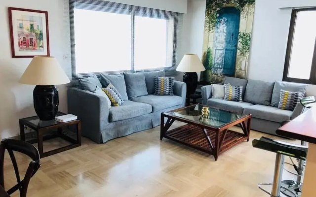 Gray D' Albion Apartment (Adults Only)
