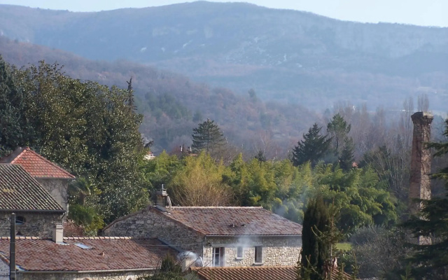 Logis Hôtel du Jabron