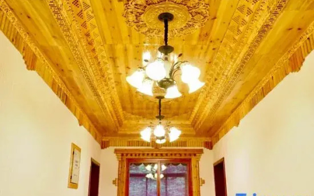 Jinuo Shanzhuang Hostel