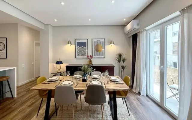 Siga-siga Luxury Acropolis Apt