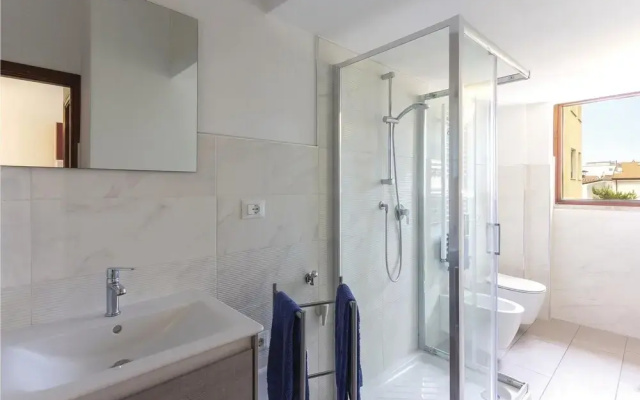 Amazing Apartment in Viareggio -lu- With 2 Bedrooms and Wifi