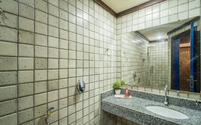 Apartment With Balcony and sea View - Ier0305
