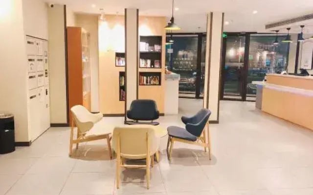 Hanting Hotel Zibo Huantai Zhangbei Road