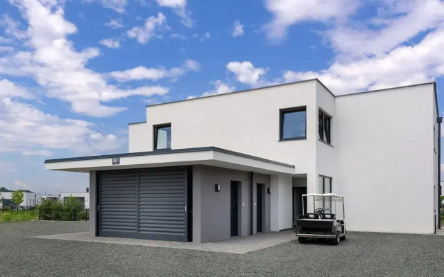 Elite Holiday Home in Lutzmannsburg with Pool