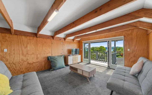 Wharewaka Lodge