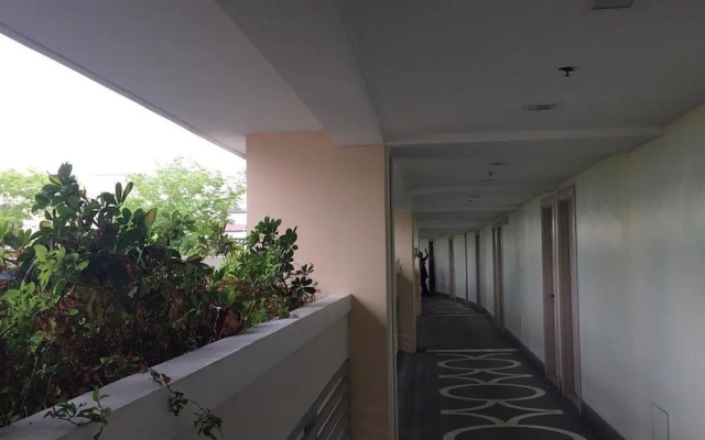 1 Bed Apartment - Sleeps 7 - Pool & Wifi