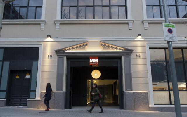 Отель MH Apartments Barcelona Испания, Барселона - отзывы, цены и фото номеров - забронировать отель MH Apartments Barcelona онлайн вид на фасад