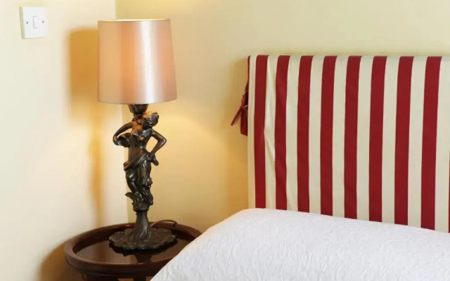 Crottys Pub & Accommodation